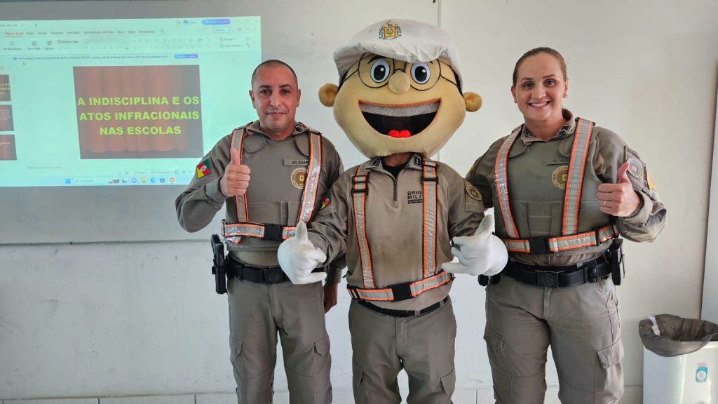 Comando Rodoviário realiza palestras e brincadeiras educativas em Escola Municipal